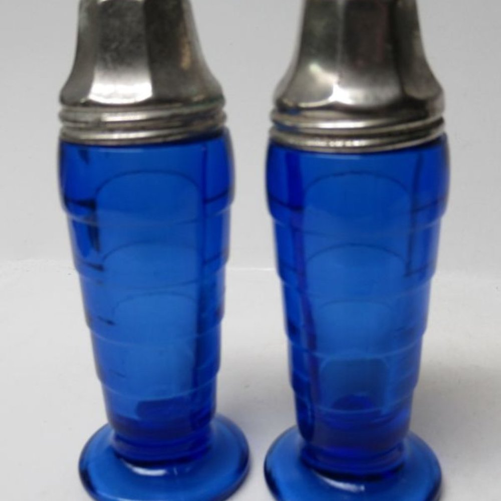 Hazel Atlas Glass Cobalt Moderntone 4 In Salt and Pepper Shakers, Original Lids